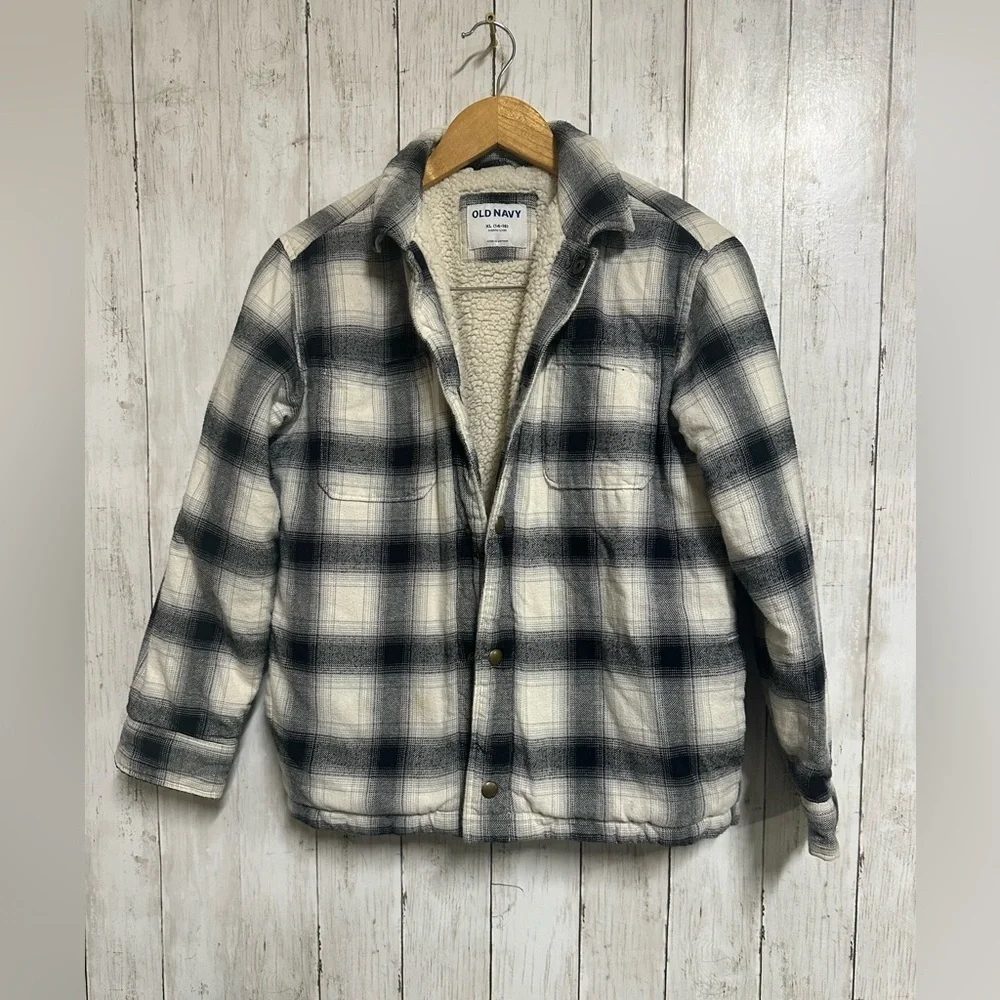 Old Navy Checkered Flannel Sherpa Lines Jacket Size XL boys